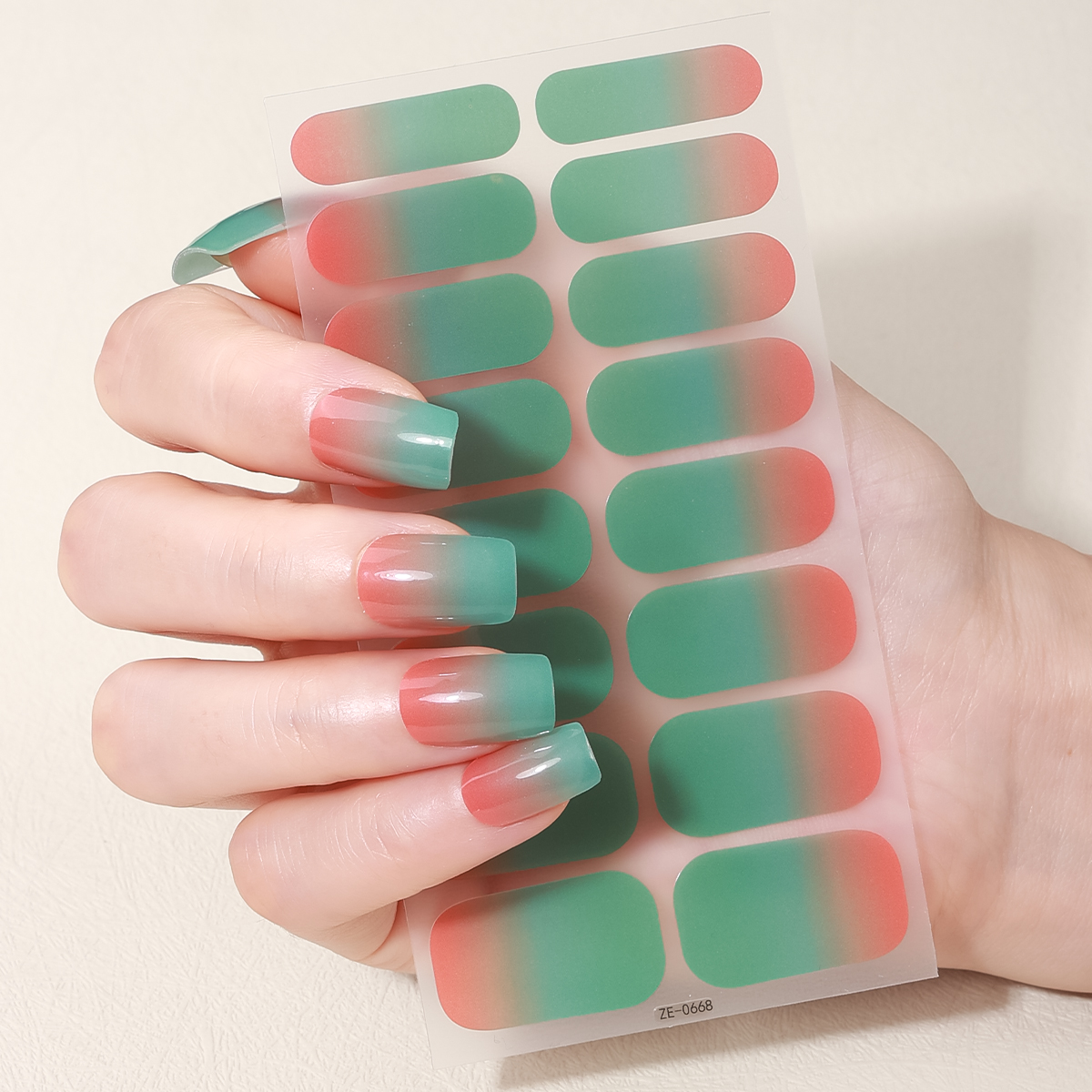 16Tips Full Cover Gradient Nai - огляд і ціна Full Cover Adhesive
